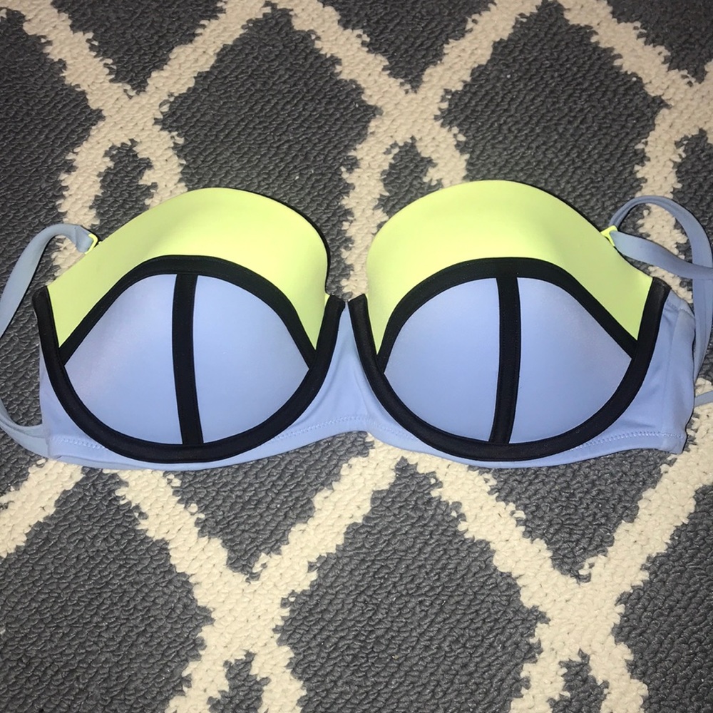 Victoria secret swim suit top
